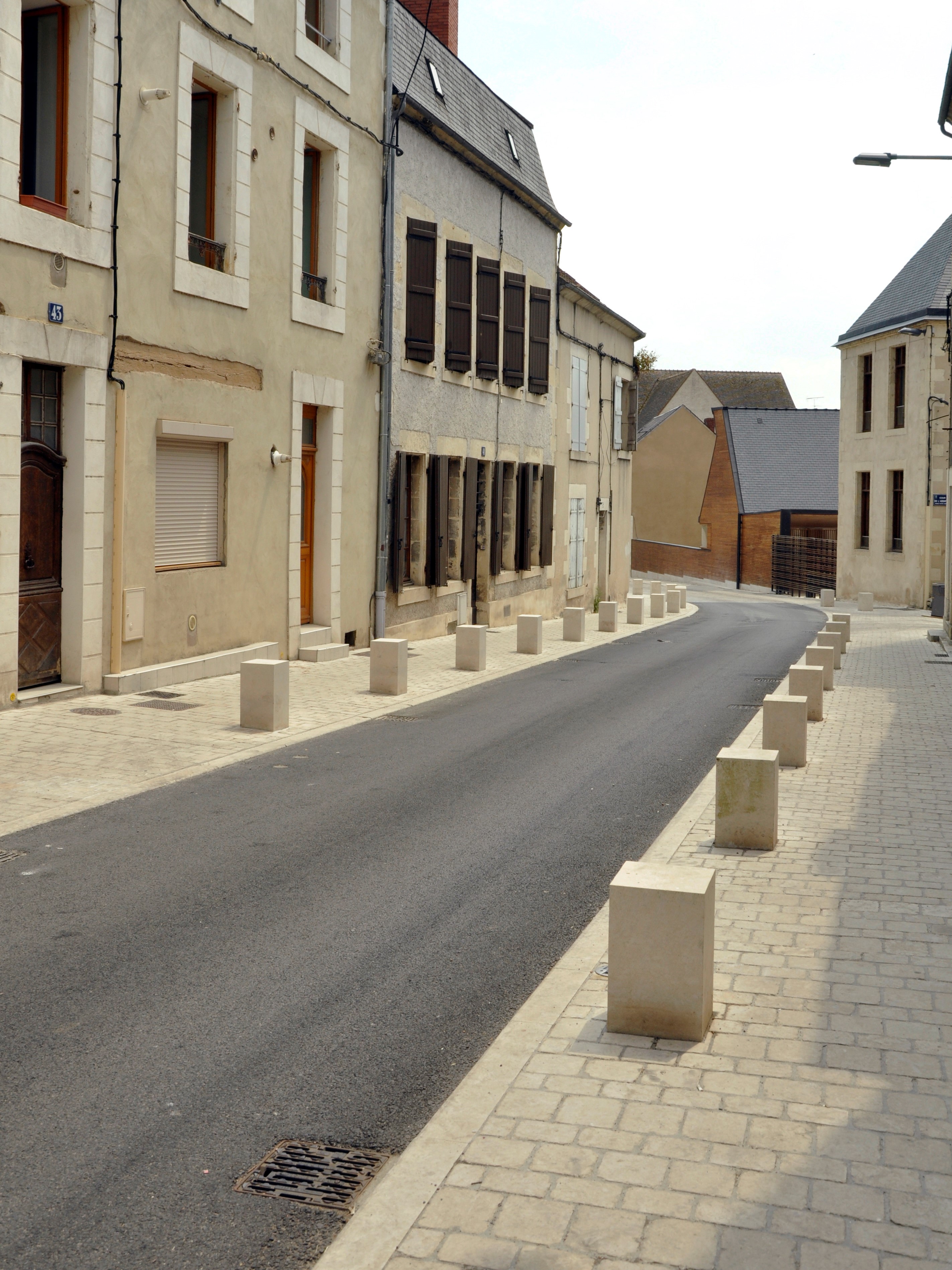 Voirie en pierre de Bourgogne des Carrières Sauvanet de la Nièvre